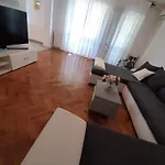 Nada I