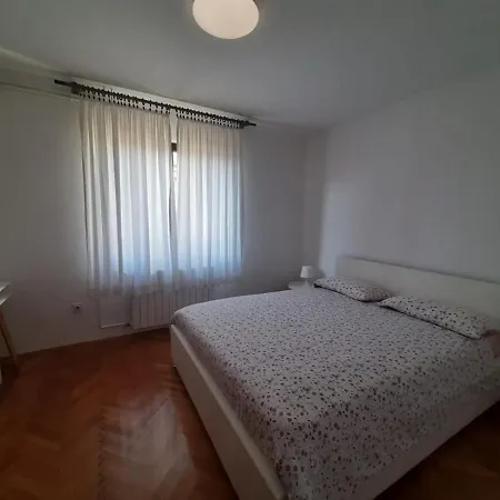 Apartment Nada I *