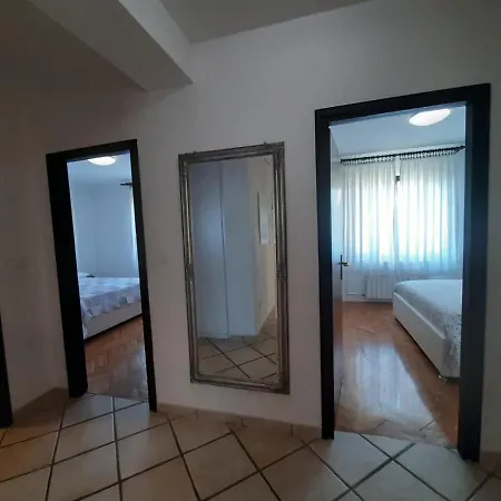 Nada I Apartament