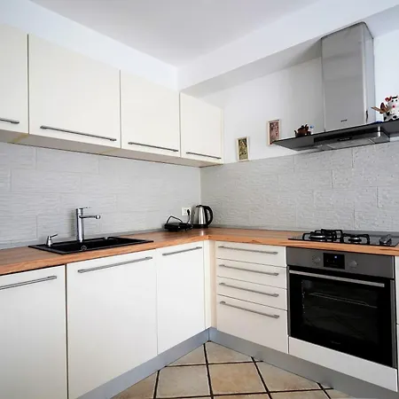 Nada I Apartment *