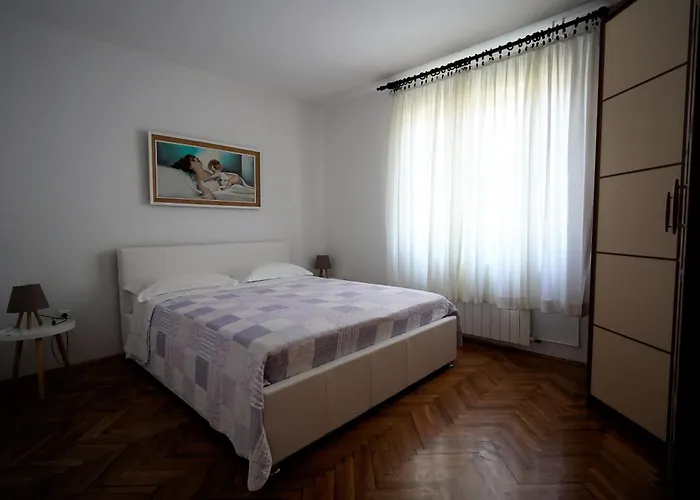 Nada I Apartament *
